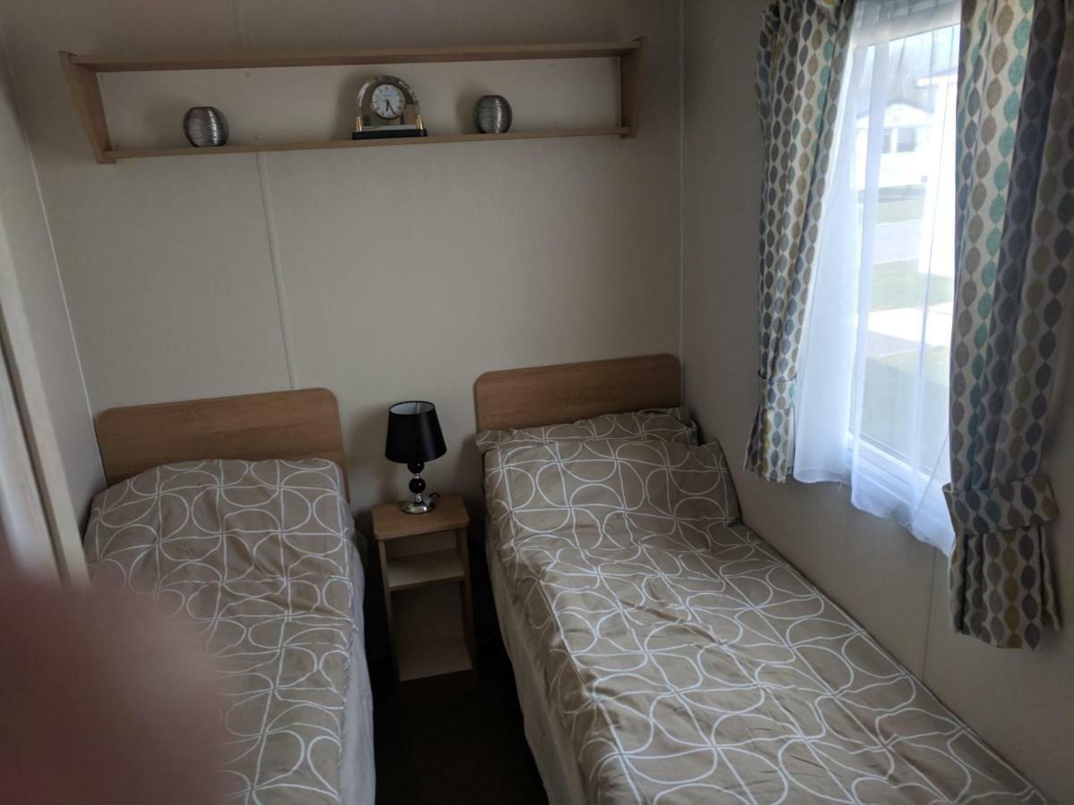 Hôtel P&D'S Pearl Caravan At Tattershall Lakes Country Park Extérieur photo