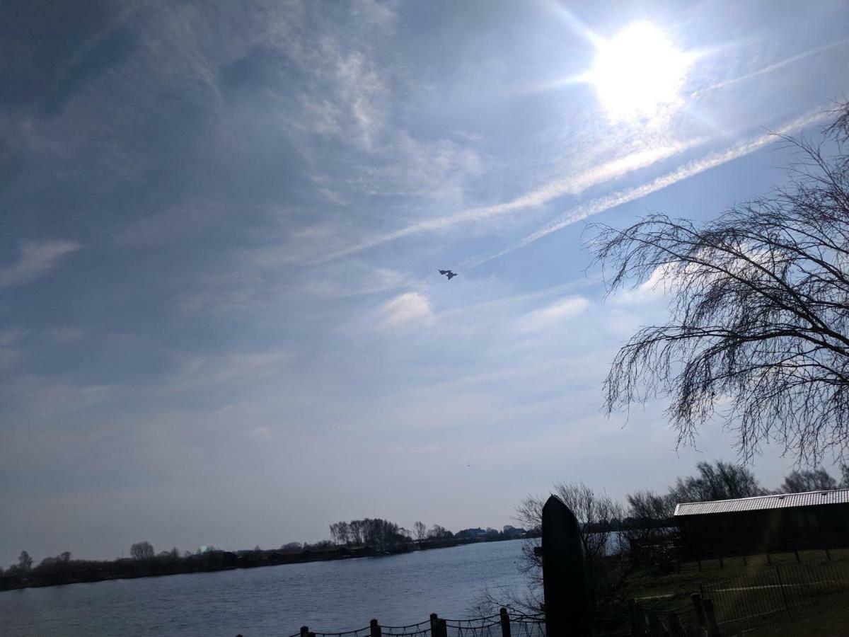 Hôtel P&D'S Pearl Caravan At Tattershall Lakes Country Park Extérieur photo