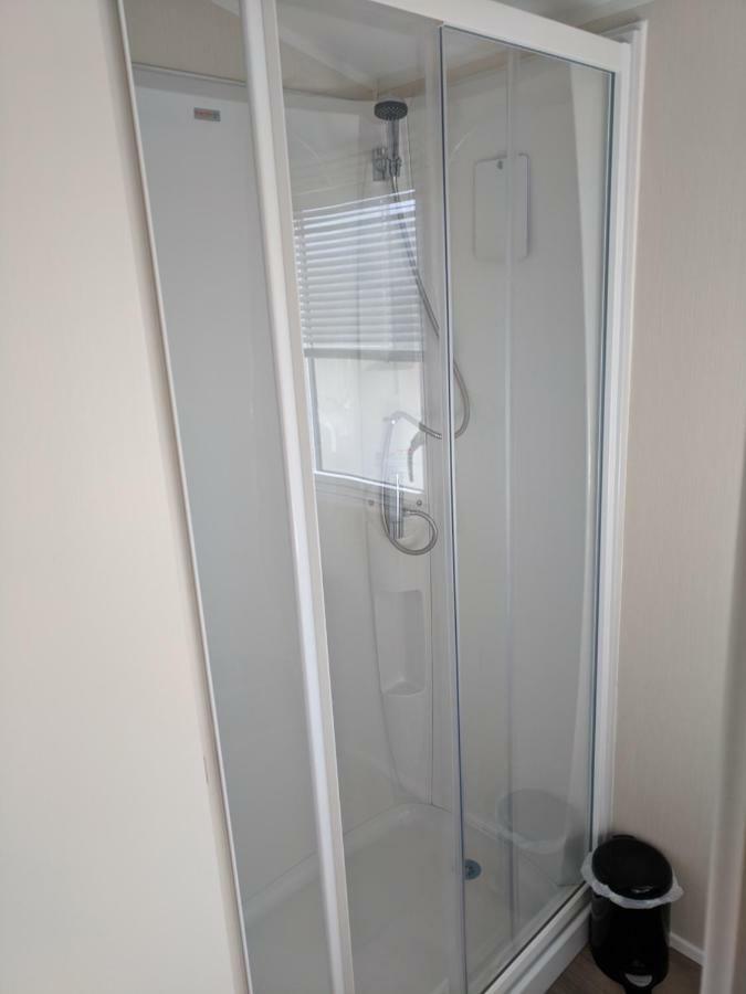 Hôtel P&D'S Pearl Caravan At Tattershall Lakes Country Park Extérieur photo