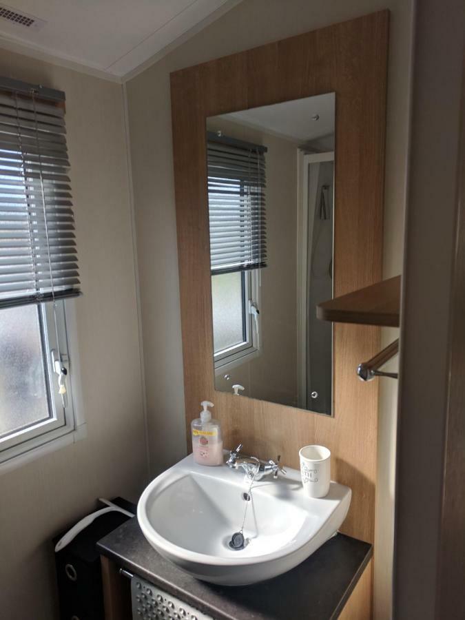 Hôtel P&D'S Pearl Caravan At Tattershall Lakes Country Park Extérieur photo