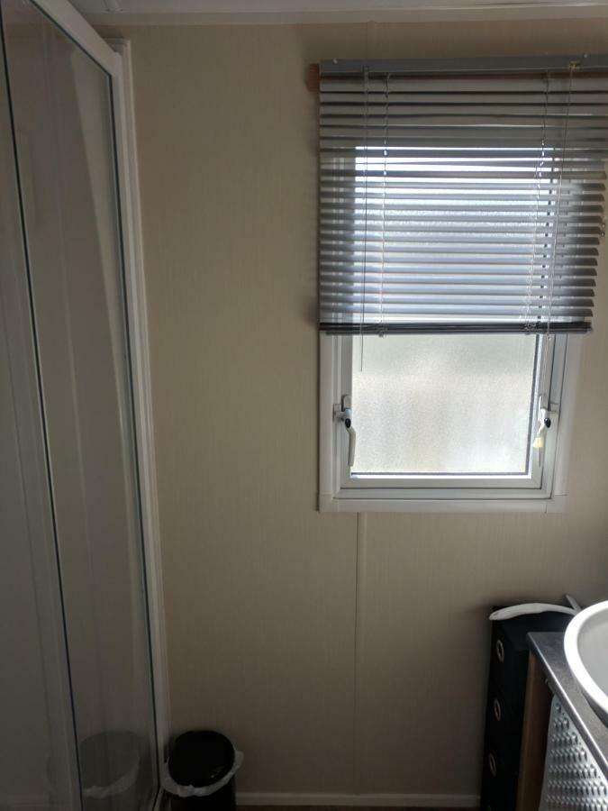 Hôtel P&D'S Pearl Caravan At Tattershall Lakes Country Park Extérieur photo